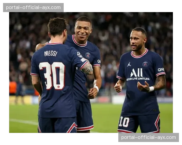 赛后述评:法甲冠军悬念终结,巴黎的“巨星自由人”战术与姆巴佩离队后的体系重建猜想 赛后述评:法甲冠军悬念终结,巴黎的“巨星自由人”战术与姆巴佩离队后的体系重建猜想