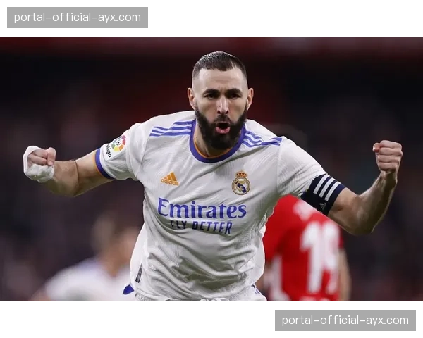 皇马2-1阿拉维斯战术分析：安切洛蒂的调整与争冠形势评估