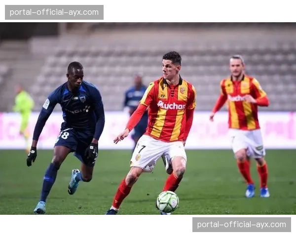 巴黎6分领先朗斯，法甲争冠倒数第二轮直接对决决定归属